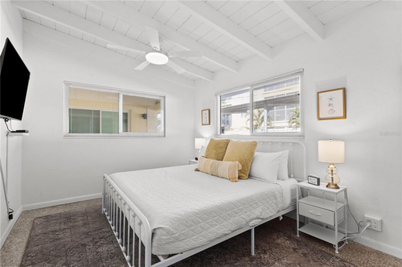 6006 Midnight Pass Road, Unit 11, Sarasota, FL 34242 Photo