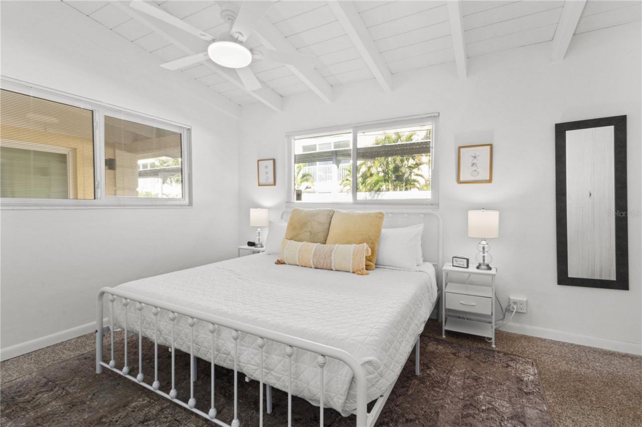 6006 Midnight Pass Road, Unit 11, Sarasota, FL 34242 Photo