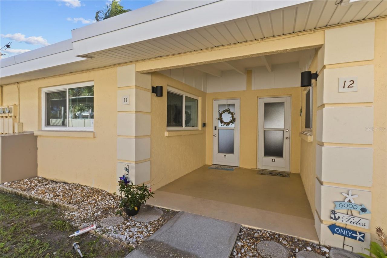 6006 Midnight Pass Road, Unit 11, Sarasota, FL 34242 Photo