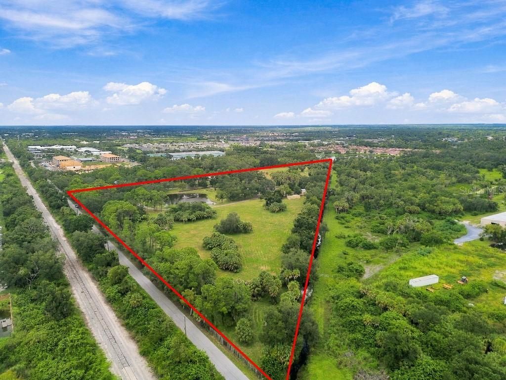 7865 27th Street E, Sarasota, FL 34243 Photo