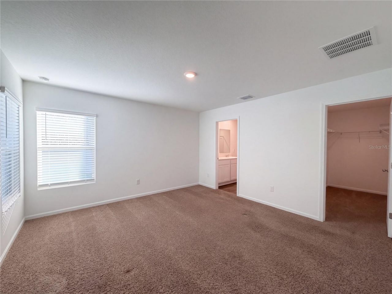 9 Radium Lane , Palm Coast, FL 32164 Photo