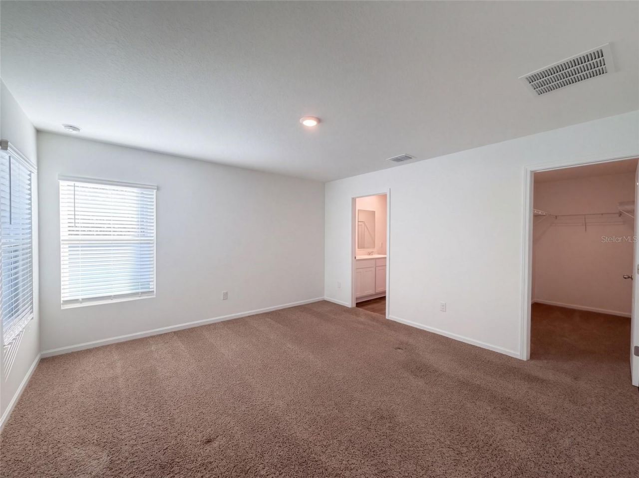9 Radium Lane , Palm Coast, FL 32164 Photo