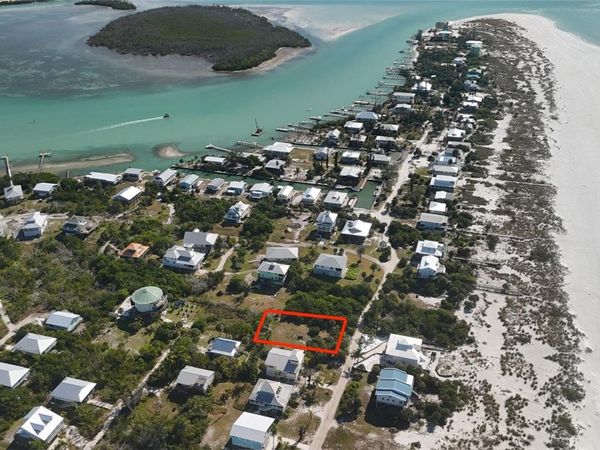 9484 ALBORADO RD , PLACIDA, FL 33946