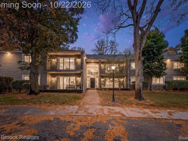 1113 N Old Woodward Avenue, Unit 45, Birmingham, Mi 48009