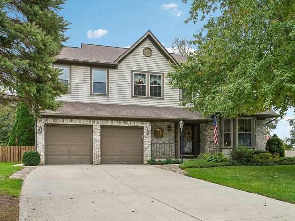 750 Montmorency Drive E, Pickerington, OH 43147
