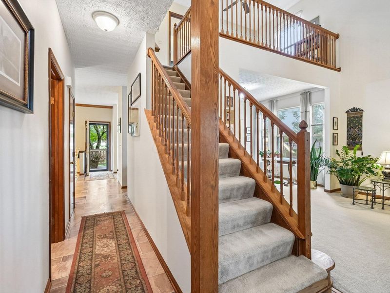 750 Montmorency Drive E, Pickerington, OH 43147 Photo 5