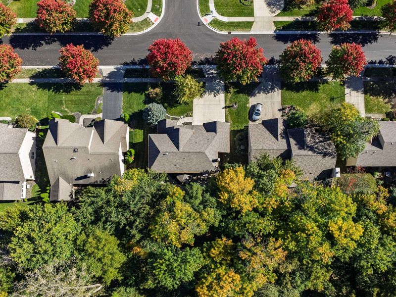 7651 Kestrel Way E, Dublin, OH 43017 Photo 3