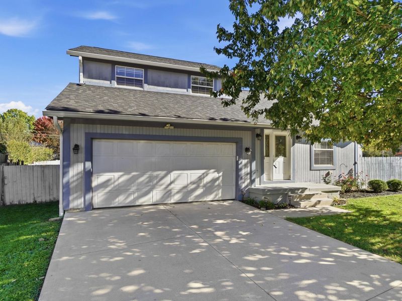 1138 Pacific Court , Worthington, OH 43085 Photo 1