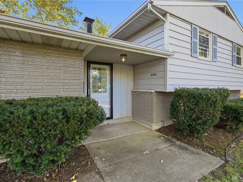 6948 Michelle Place, Englewood, OH 45322 Photo 3
