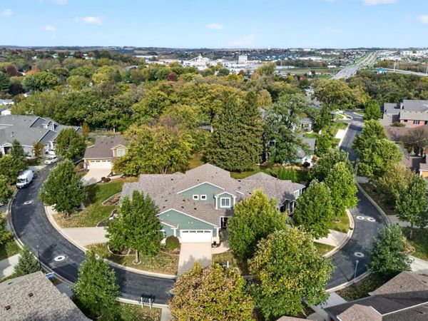 671 Panorama Circle NW, Rochester, MN 55901