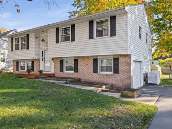 91 Buck Hill Road, Rochester, NY 14626