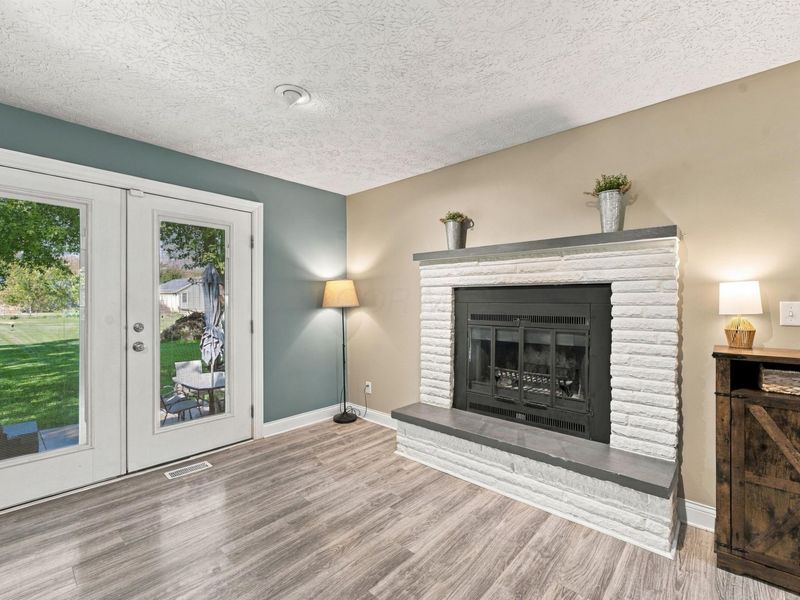 10322 York Road SW, Baltimore, OH 43105 Photo 35