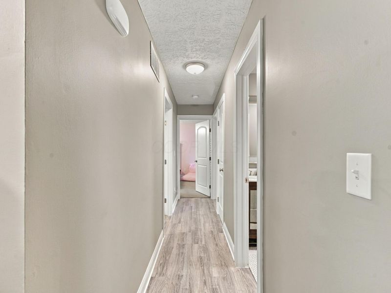 10322 York Road SW, Baltimore, OH 43105 Photo 36
