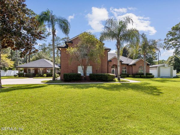 97012 LAFFITES Way, Yulee, FL 32097