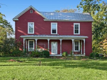 106 Leftwich Street, Gretna, VA 24557
