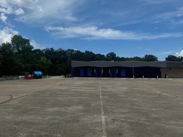 8509 Greenwell Springs Rd, Baton Rouge, LA 70814