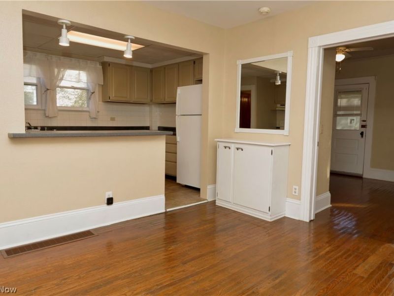 25 N Park Street, Oberlin, OH 44074 Photo 6