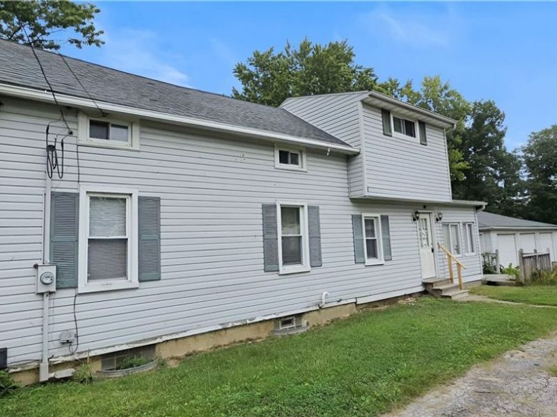 1394 East Avenue, Elyria, OH 44035 Photo 2