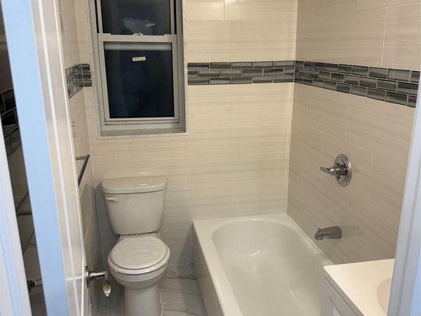 141-39 79th Ave , Unit 3O, Kew Gardens, NY 11367