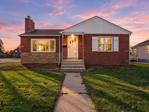 3248 Highway Avenue, Highland, IN 46322