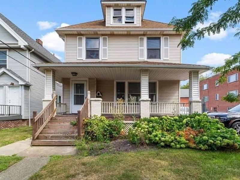 12913 Larchmere Boulevard , Shaker Heights, OH 44120 Photo 1