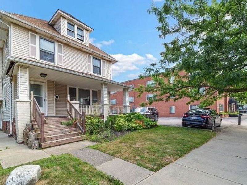 12913 Larchmere Boulevard , Shaker Heights, OH 44120 Photo 2