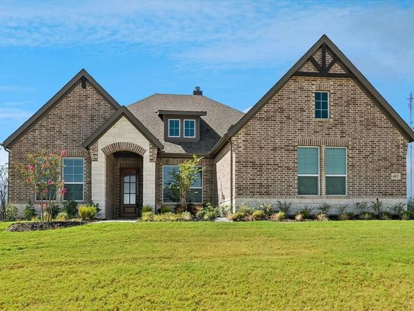 401 Indian Creek Road, Van Alstyne, TX 75495