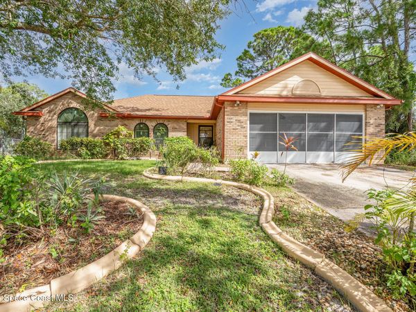 915 Elmont Street NW , Palm Bay, FL 32907