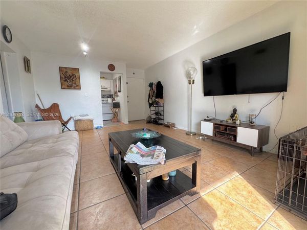 5100 W Flagler St , Unit 206, Miami, FL 33134
