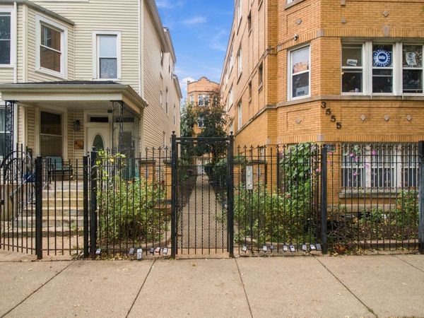 3555 W Lyndale Street , Unit GB, Chicago, IL 60647