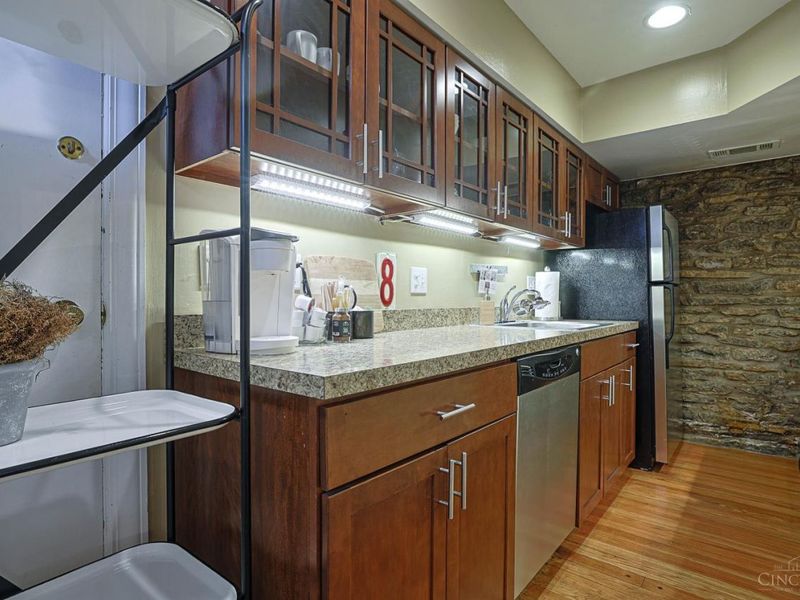 920 Riverview Place, Cincinnati, OH 45202 Photo 12
