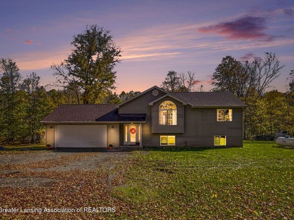 10884 Wilderness Circle, Sunfield, MI 48890