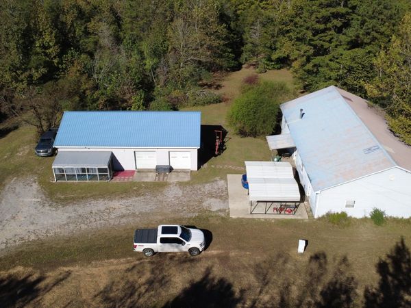 815 McCord Hollow Rd , Hohenwald, TN 38462