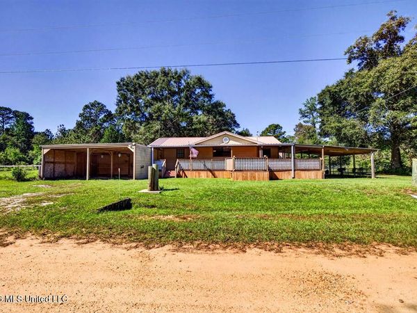 33 Gabe Street, Lumberton, MS 39455