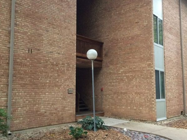 5850 Forest View Road , Unit E, Lisle, IL 60532