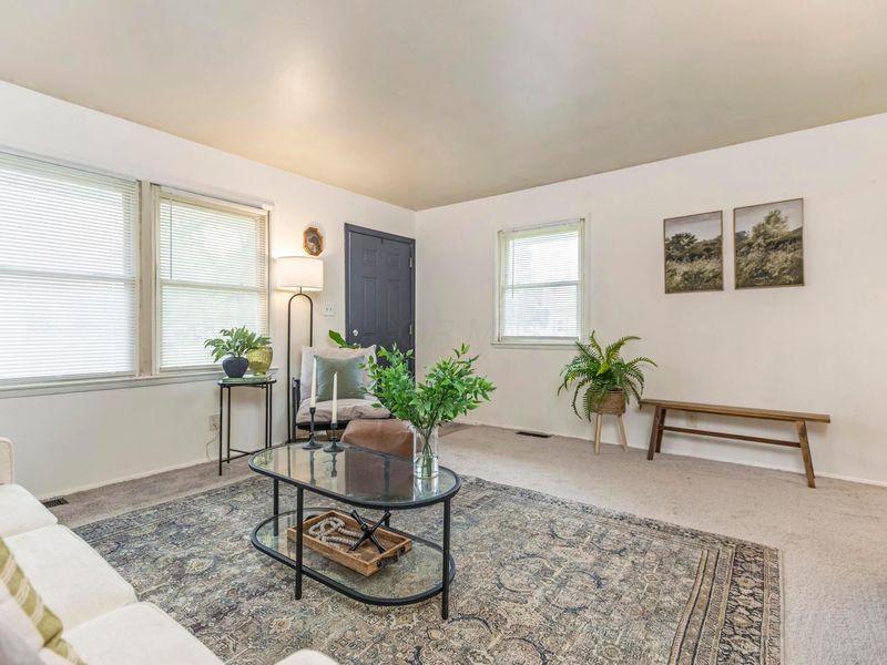 1694-1696 Huy Road, Columbus, OH 43224 Photo 7