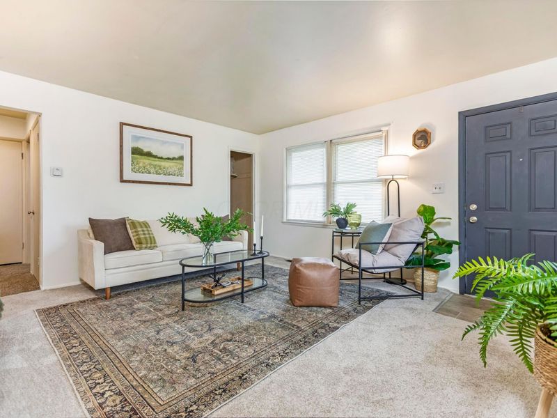 1694-1696 Huy Road, Columbus, OH 43224 Photo 8