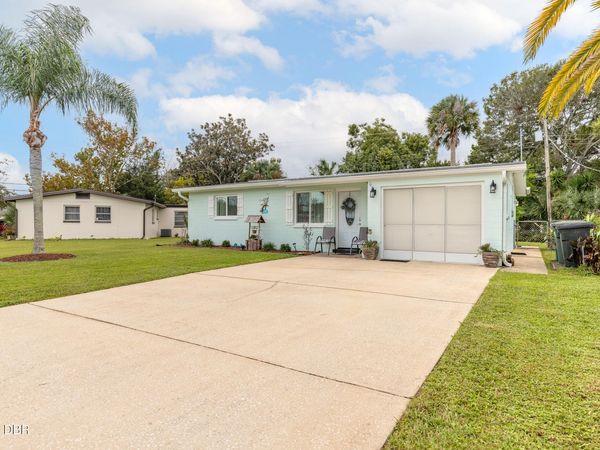 1250 Peachtree Road, Daytona Beach, FL 32114