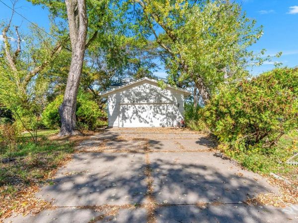 5188 West Avenue , White Bear Lake, MN 55110