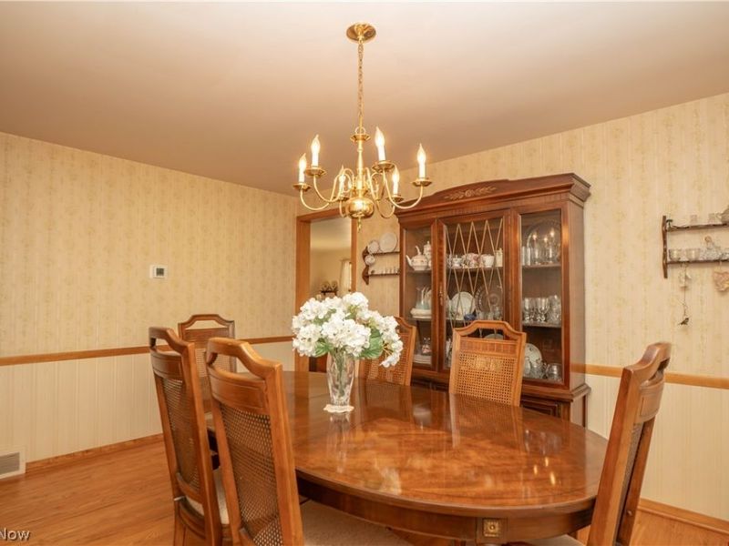 2221 Devonshire Drive NW, Canton, OH 44708 Photo 11