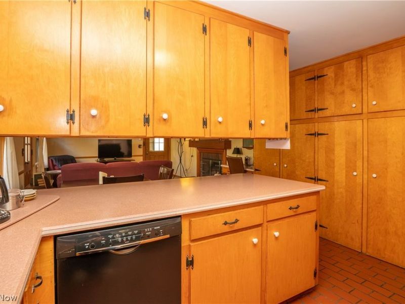 2221 Devonshire Drive NW, Canton, OH 44708 Photo 14