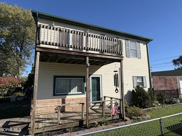 2301 Maryland Place, Northwood, OH 43619