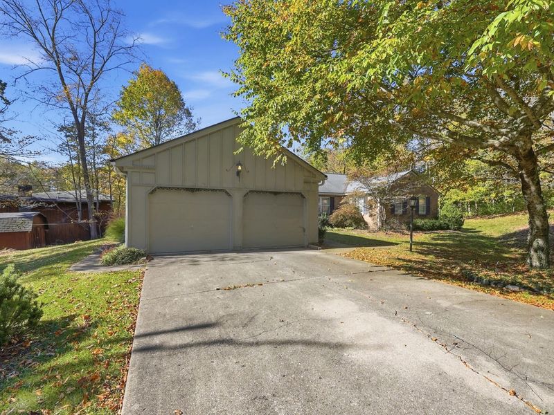 235 Oakridge Drive, Springfield, OH 45504 Photo 10