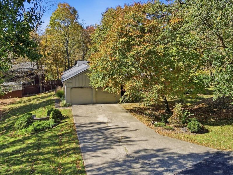 235 Oakridge Drive, Springfield, OH 45504 Photo 5