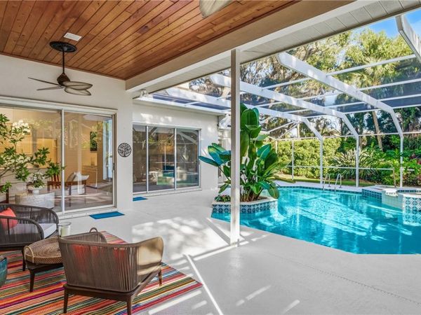 530 Marbrisa Drive, Indian River Shores, FL 32963