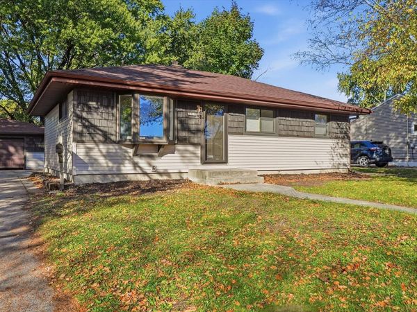 745 10th Ave, Grafton, WI 53024