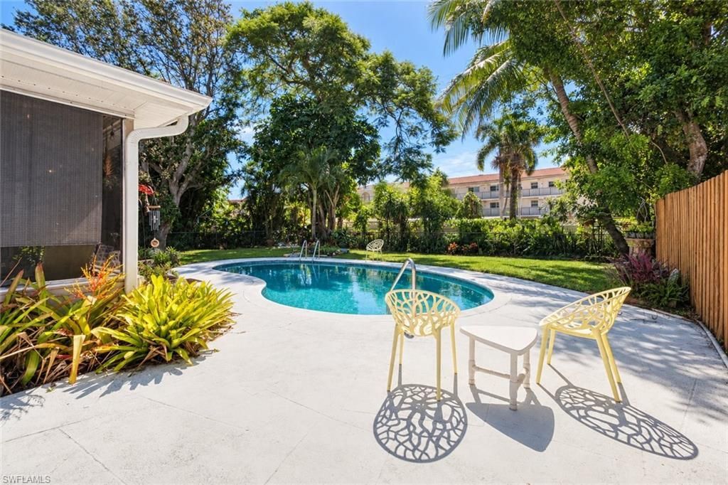 1270 Wisconsin Dr, Naples, FL 34103 Photo