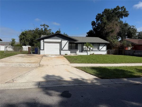511 COCOPLUM DR , SEFFNER, FL 33584