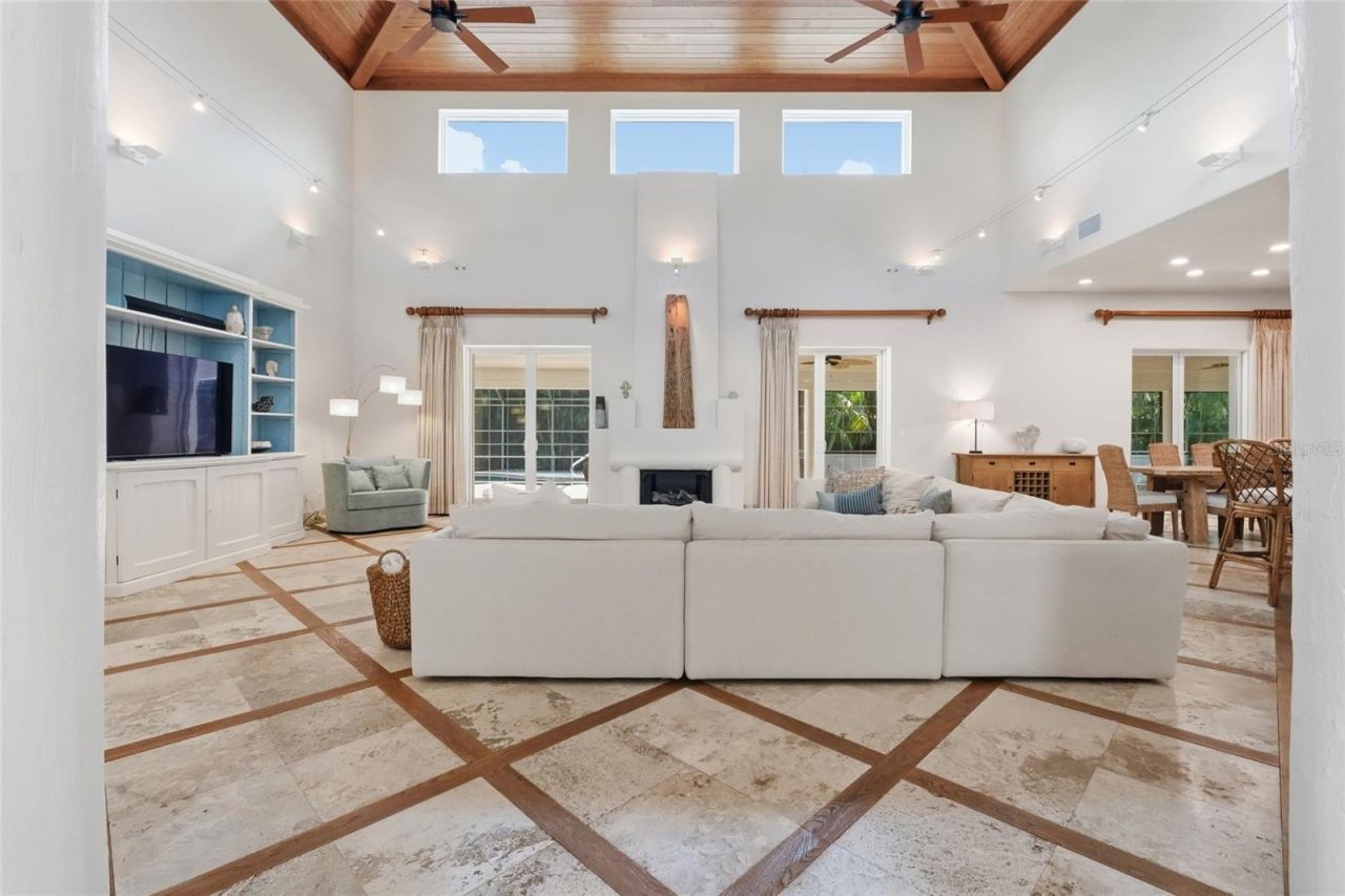 4307 Camino Real, Sarasota, FL 34231 Photo
