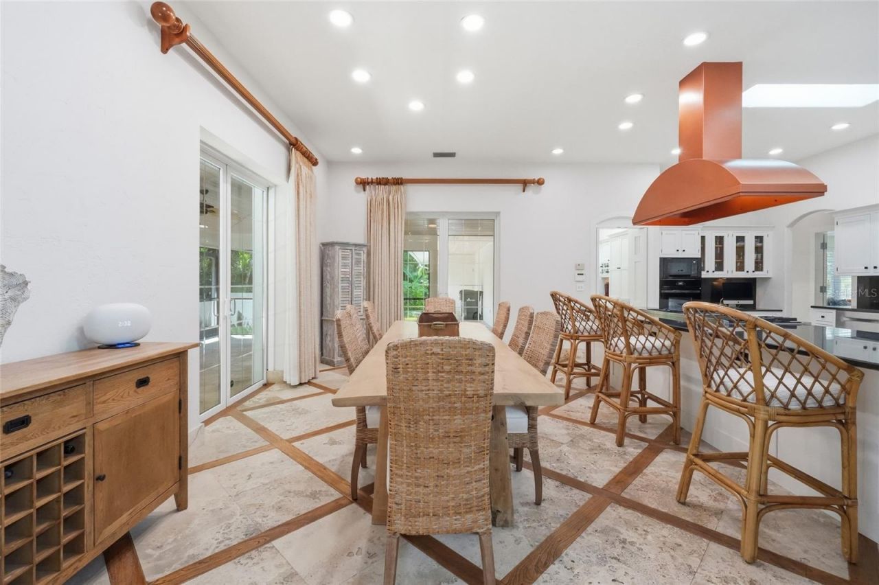 4307 Camino Real, Sarasota, FL 34231 Photo